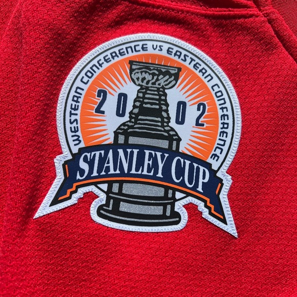 Large Mitchell & Ness Men's Detroit Red Wings Chris Chelios #24 NHL Jersey - Picture 10 of 15